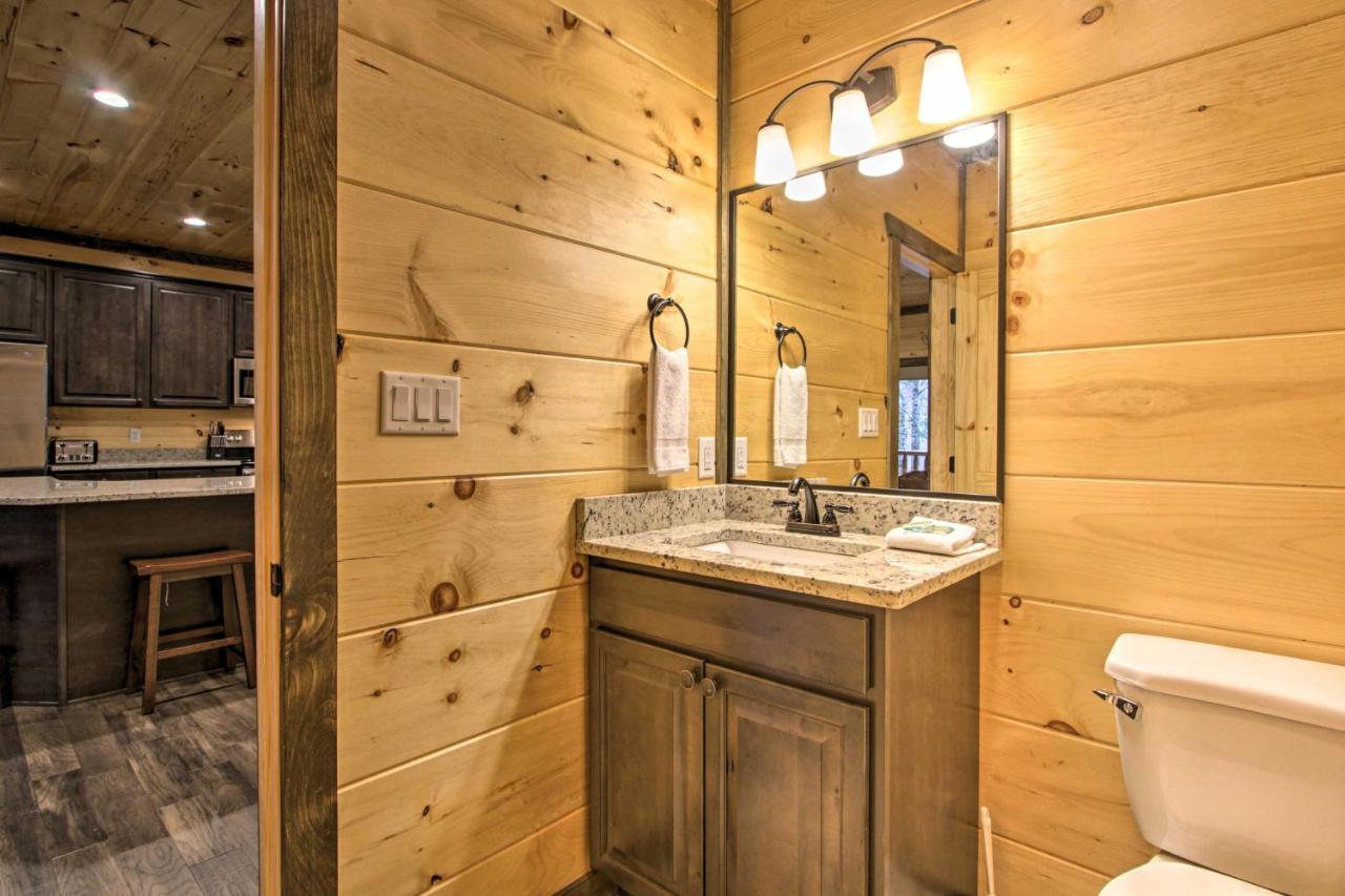 Luxe Cabin With Home Theater Less Than 2 Miles To Gatlinburg Esterno foto