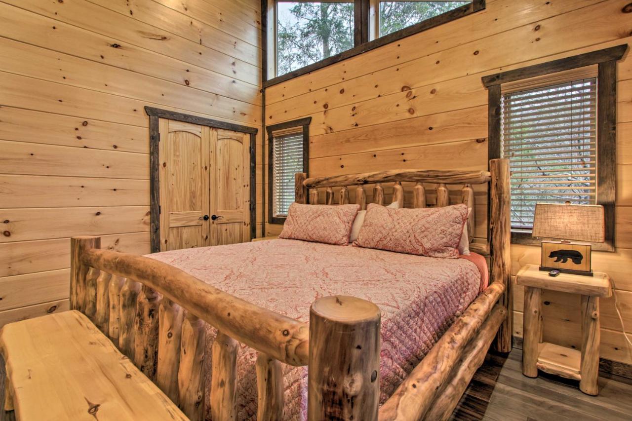 Luxe Cabin With Home Theater Less Than 2 Miles To Gatlinburg Esterno foto