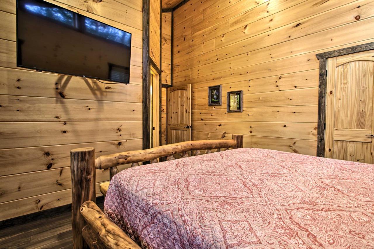 Luxe Cabin With Home Theater Less Than 2 Miles To Gatlinburg Esterno foto